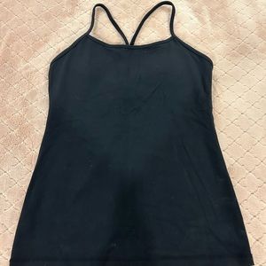 Lululemon black workout tank top with build in bra